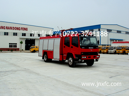 五十鈴搶險(xiǎn)救援車