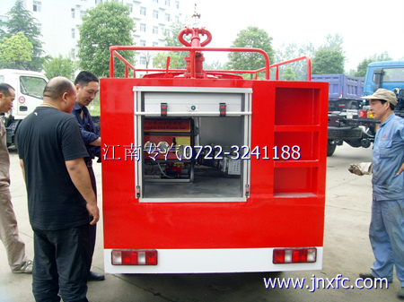 長安小型水罐消防車
