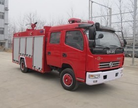 東風多利卡水罐消防車