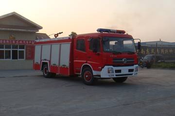 東風天錦干粉泡沫連用消防車