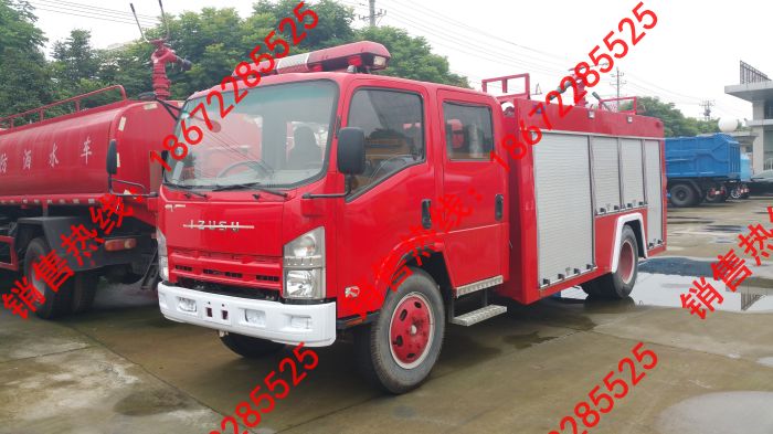 五十鈴700P泡沫消防車